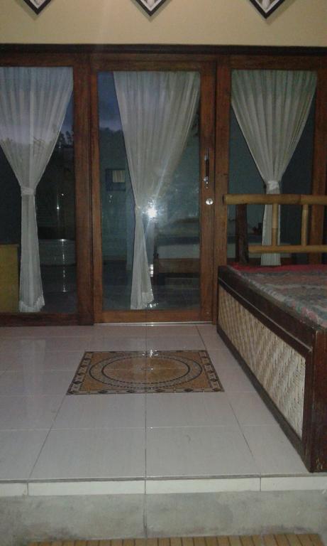 Kadek Homestay Amed Exterior foto